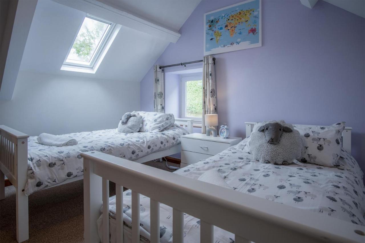Tucking Mill - 3 Bedroom Holiday Home - Stepaside Stepaside  Екстериор снимка