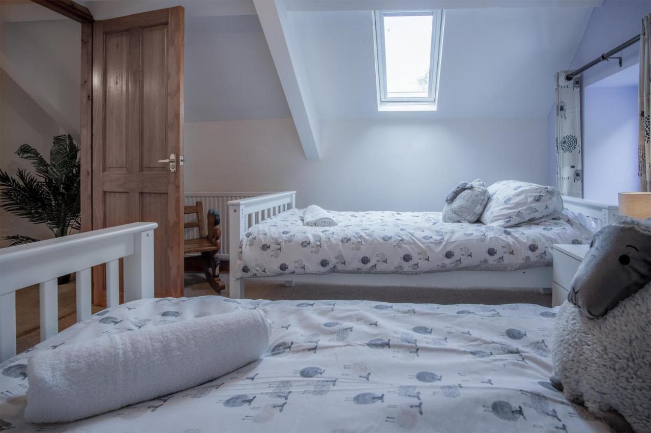 Tucking Mill - 3 Bedroom Holiday Home - Stepaside Stepaside  Екстериор снимка
