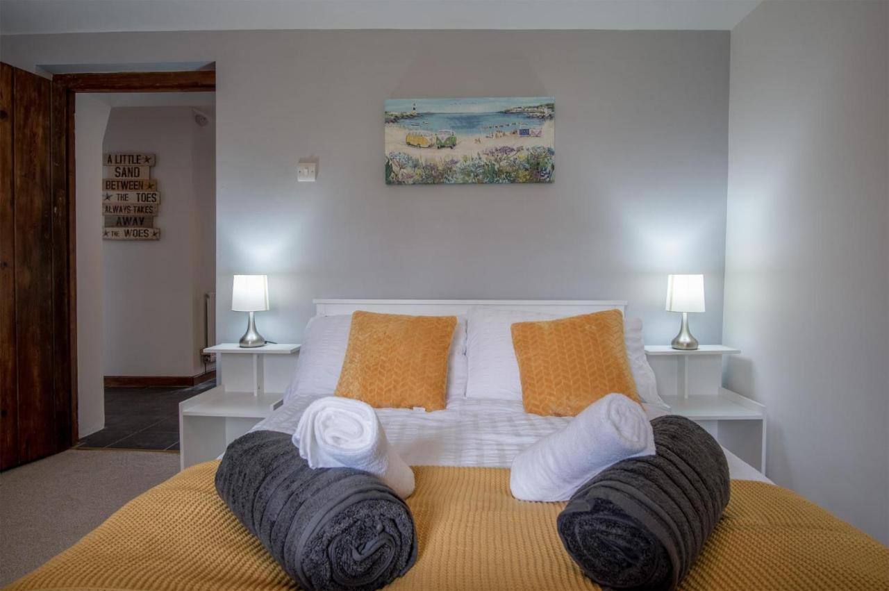 Tucking Mill - 3 Bedroom Holiday Home - Stepaside Stepaside  Екстериор снимка